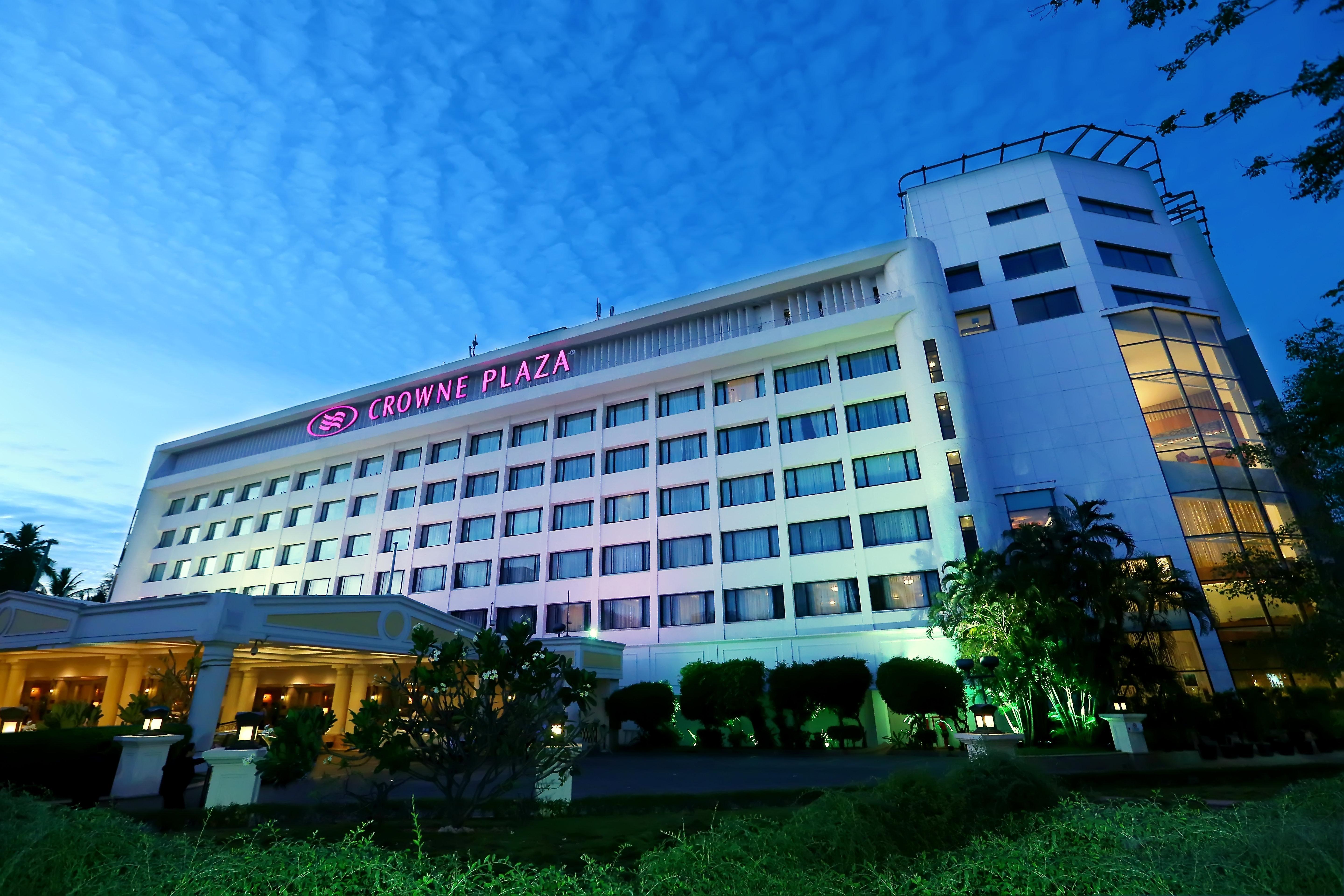 คราวน์ พลาซา เจนไน อัทยาร์ พาร์ค Hotel เชนไน ภายนอก รูปภาพ Khon Kaen Plaza Hotel